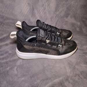 Under Armour Harper 6 Turf Shoes Mens Sz 11 Athletic Sneakers Baseball Black.